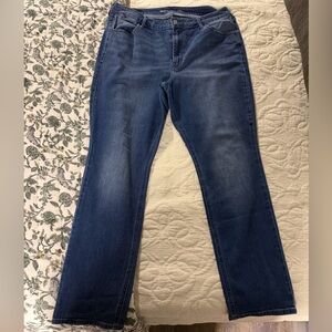 Old Navy Women's Straight Leg Jeans in Deep Blue